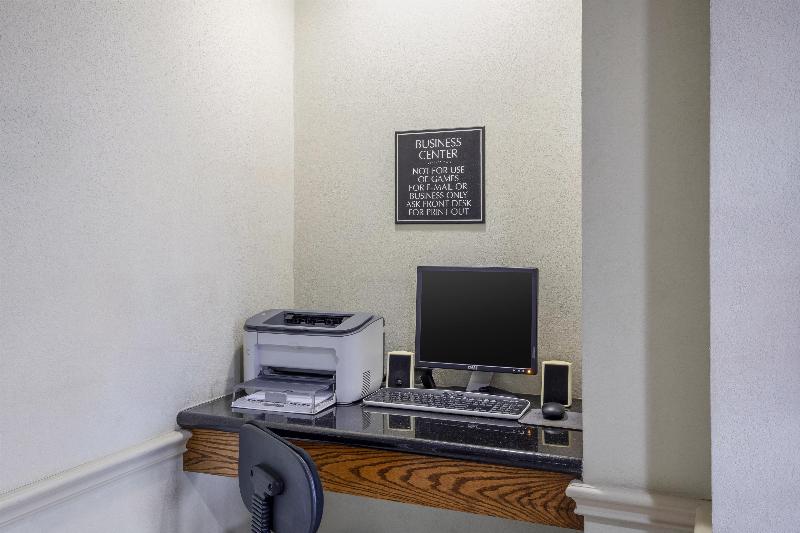 Best Western Limestone Inn & Suites image