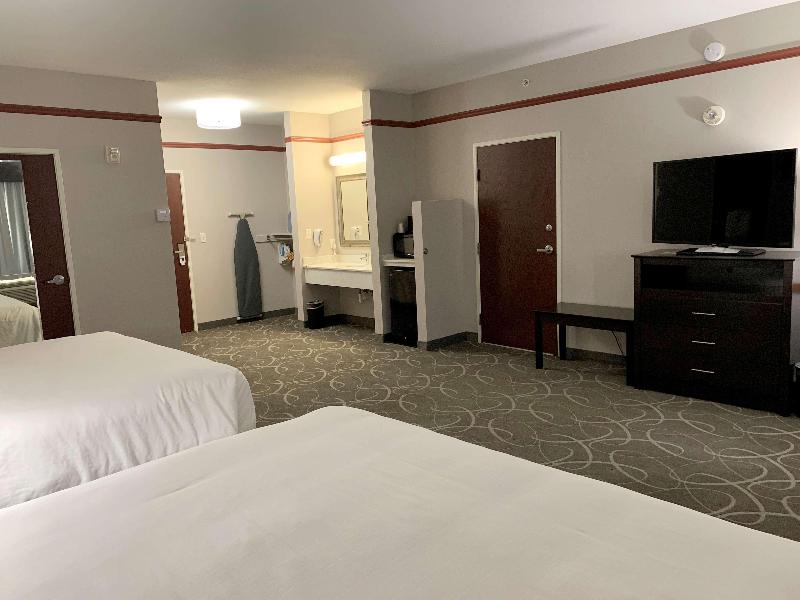 Best Western Limestone Inn & Suites image