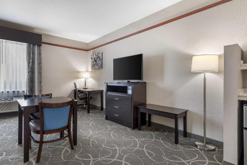 Best Western Limestone Inn & Suites image