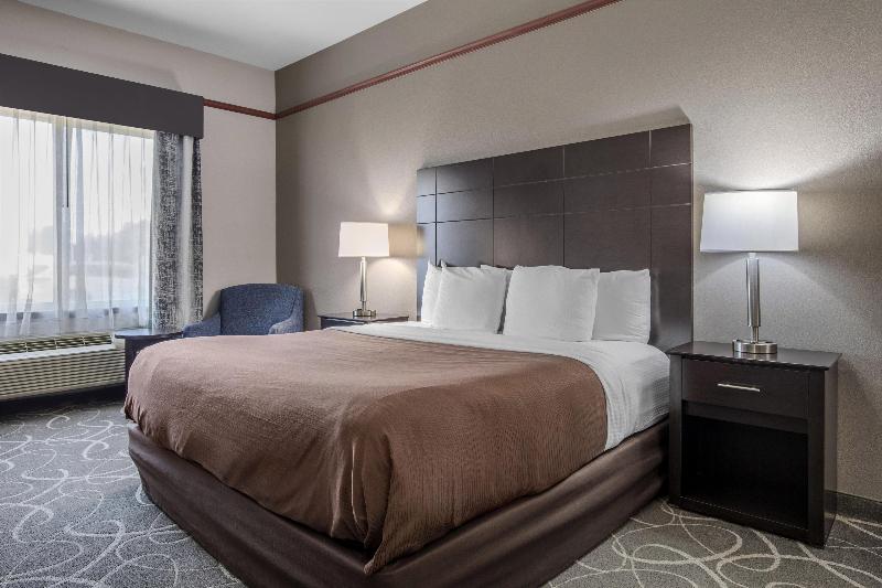 Best Western Limestone Inn & Suites image