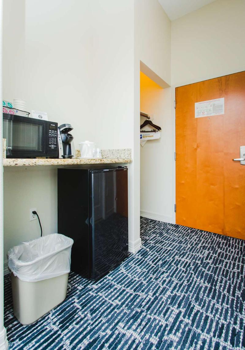Best Western Sugarland Inn image