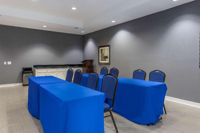 Best Western Sugarland Inn image