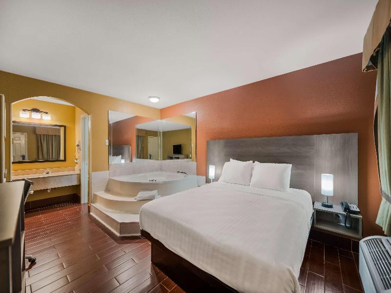 Surestay By Best Western Mt Pleasant image