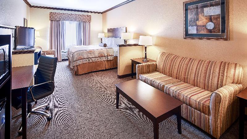 Best Western Plus Royal Mountain Inn & Suites image