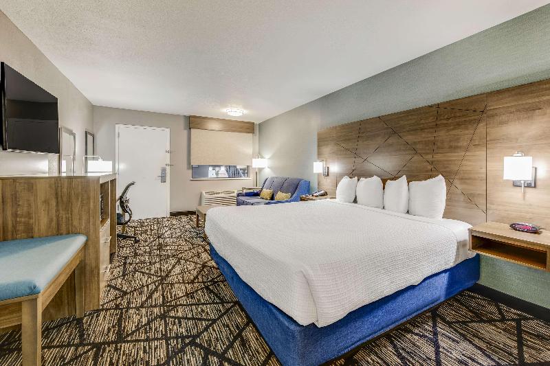Huntsville Inn & Suites  image