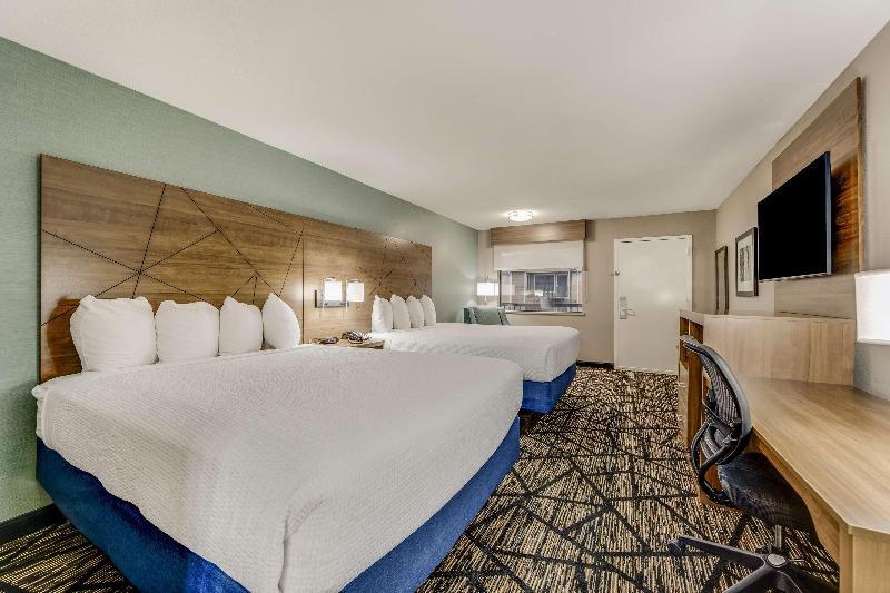 Huntsville Inn & Suites  image