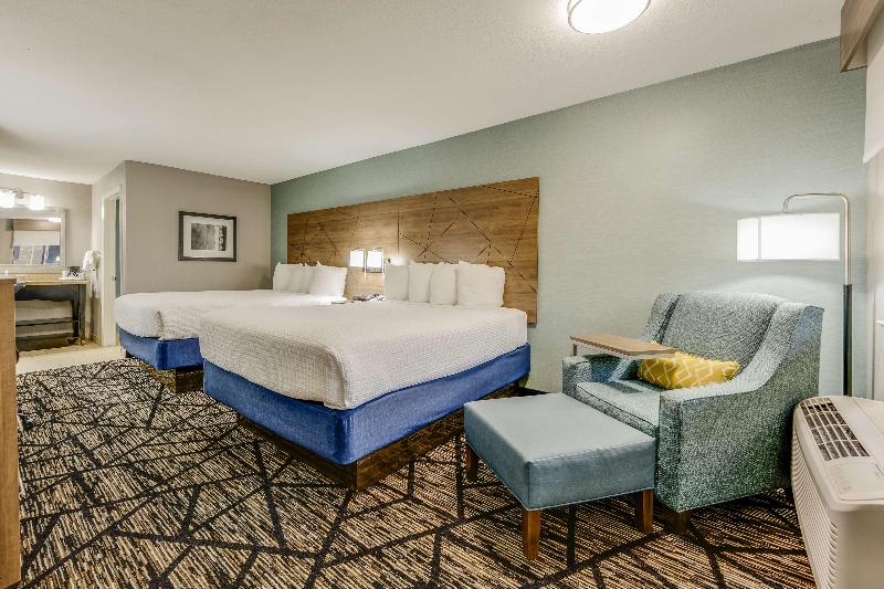 Huntsville Inn & Suites  image