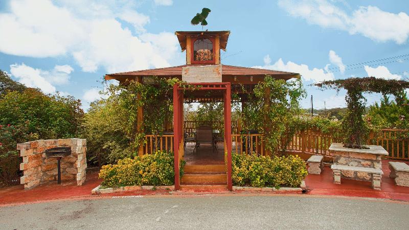 Blanco Luxury Inn & Suites image