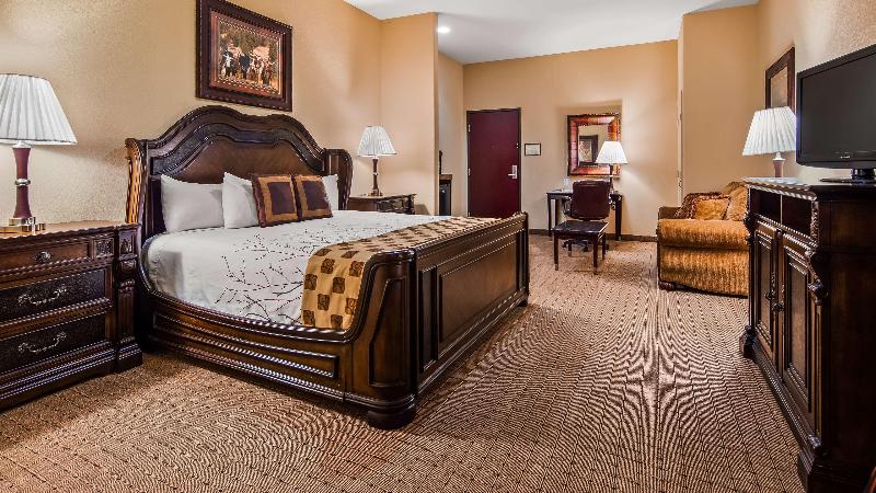 Blanco Luxury Inn & Suites image