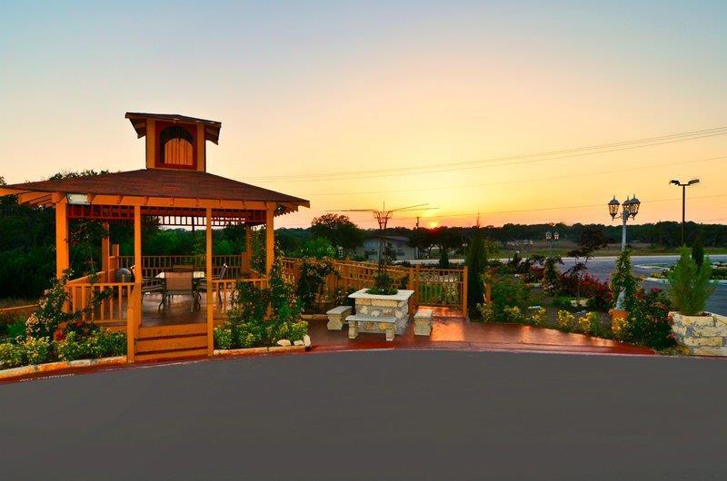 Blanco Luxury Inn & Suites image