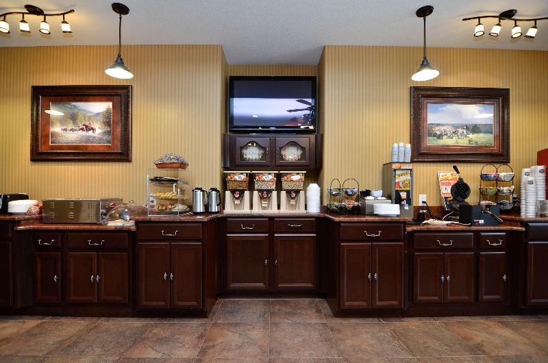 Blanco Luxury Inn & Suites image