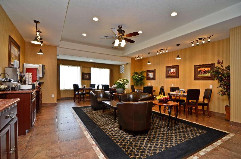 Blanco Luxury Inn & Suites image