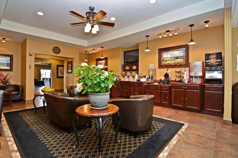 Blanco Luxury Inn & Suites image