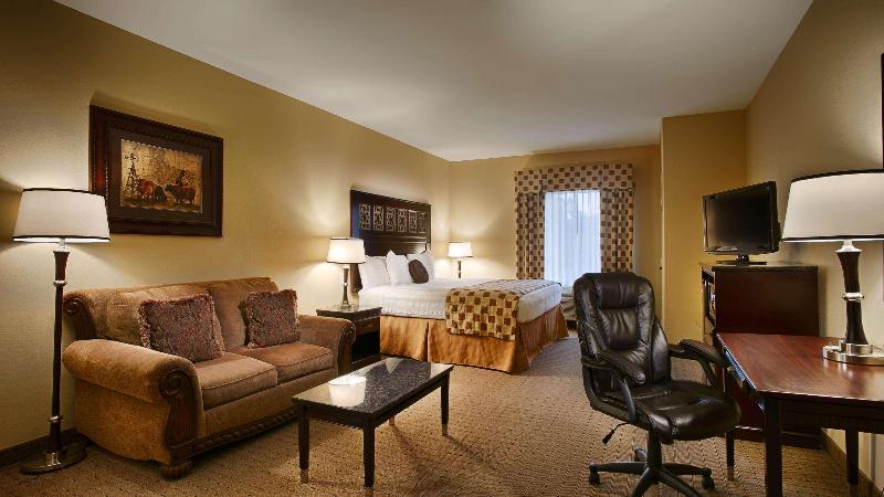 Blanco Luxury Inn & Suites image