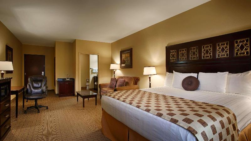 Blanco Luxury Inn & Suites image