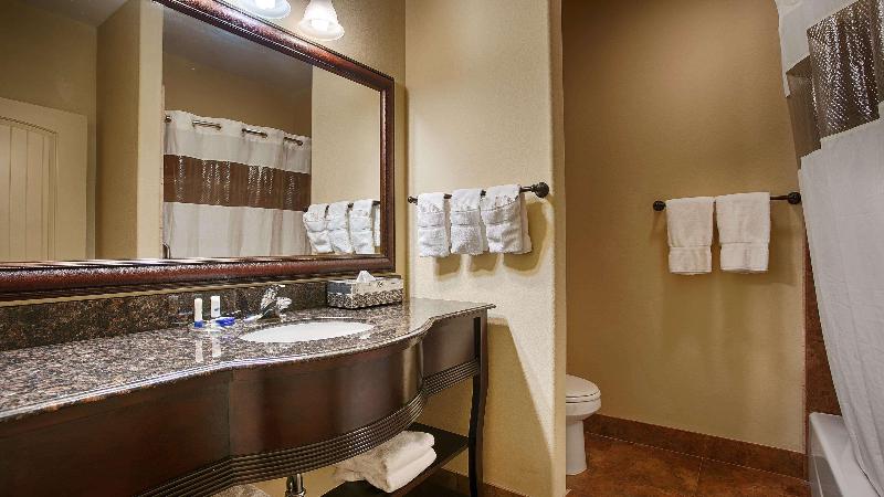 Blanco Luxury Inn & Suites image