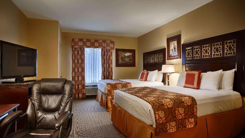 Blanco Luxury Inn & Suites image