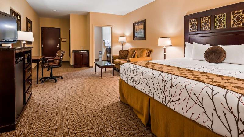 Blanco Luxury Inn & Suites image
