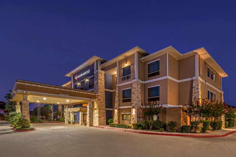 Best Western Plus Lytle Inn & Suites image