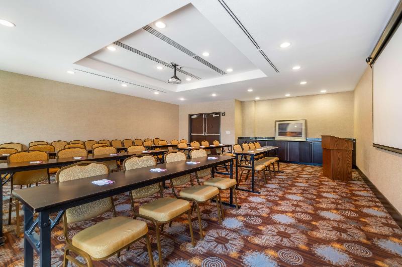 Best Western Plus Lytle Inn & Suites image