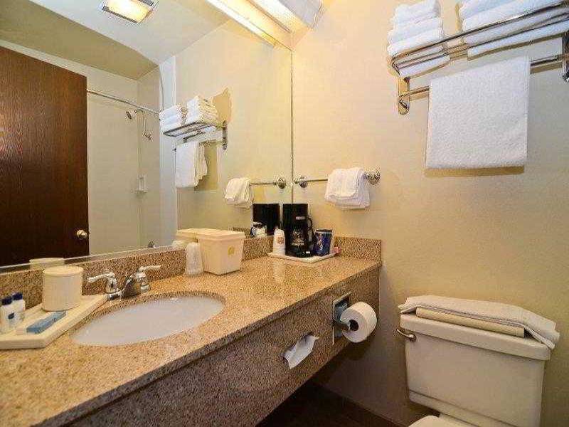 Quality Inn Price Gateway To Moab National Parks image