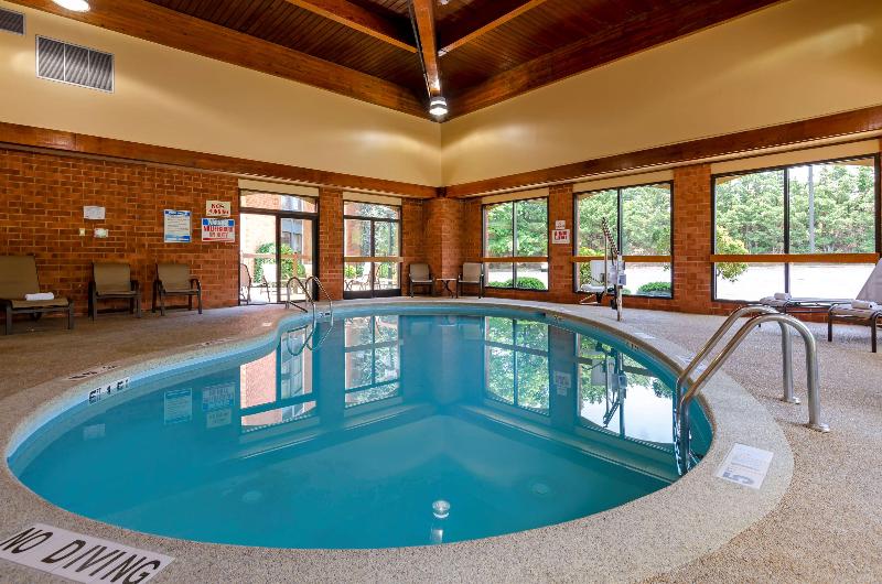 Best Western Staunton Inn image