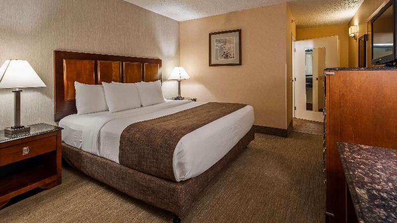 Best Western Staunton Inn image