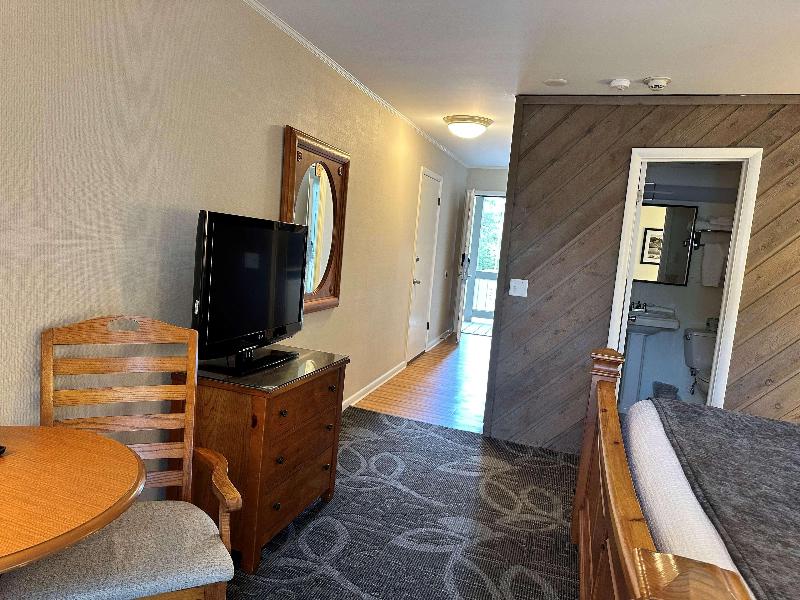Best Western Chincoteague Island 5