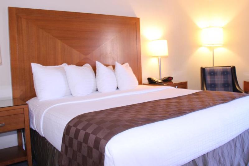 Best Western Rivertree Inn image