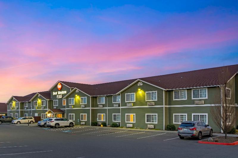 Best Western Plus The Inn at Horse Heaven image