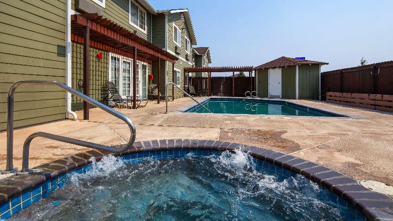 Best Western Plus The Inn at Horse Heaven image