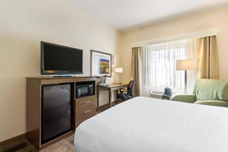 Best Western Plus The Inn at Horse Heaven image