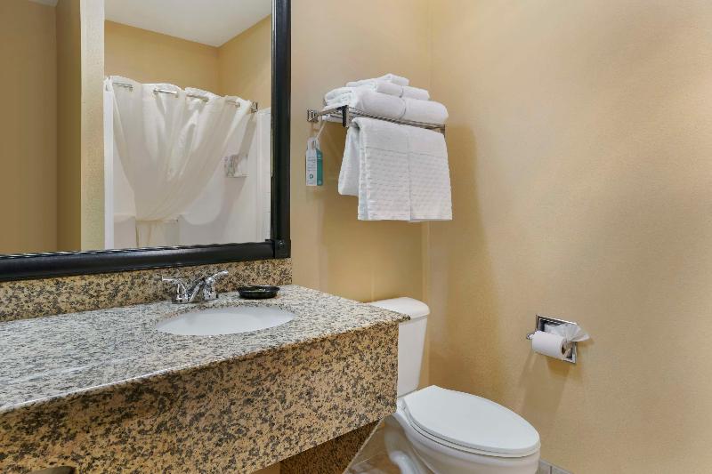 Best Western Plus The Inn at Horse Heaven image