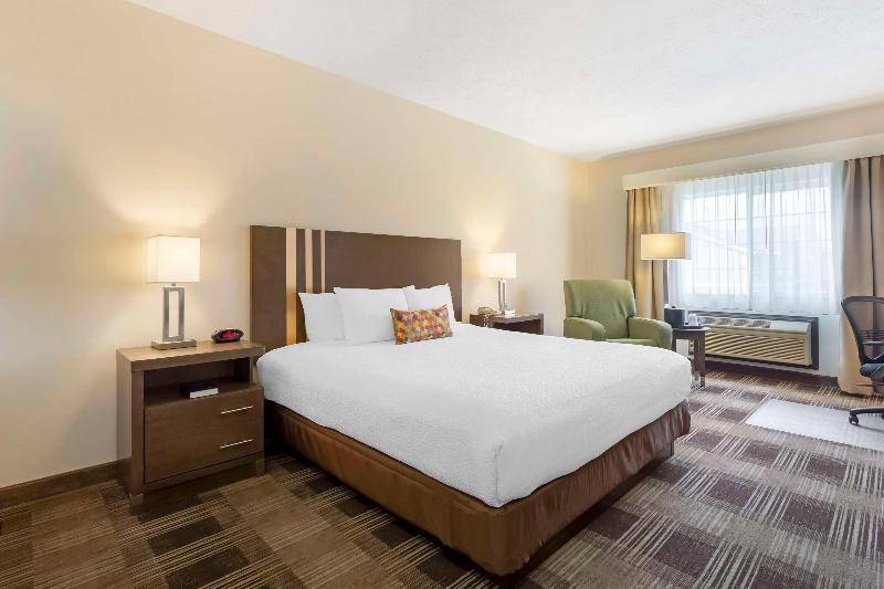 Best Western Plus The Inn at Horse Heaven image