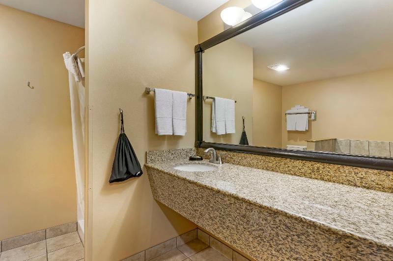 Best Western Plus The Inn at Horse Heaven image