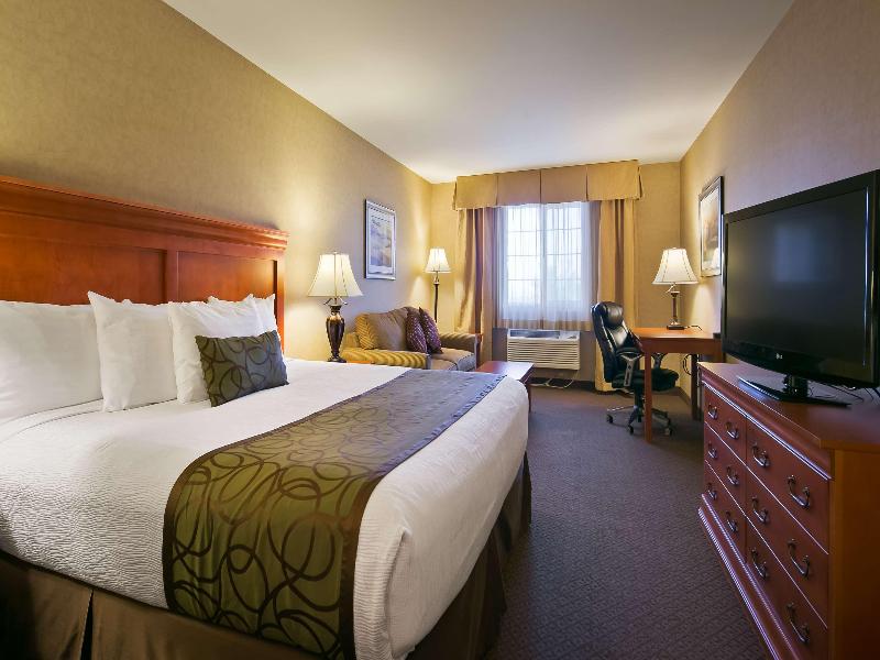 Best Western Plus Kennewick Inn image