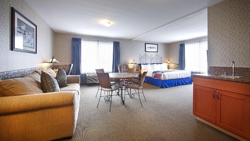 Best Western Bronco Inn image