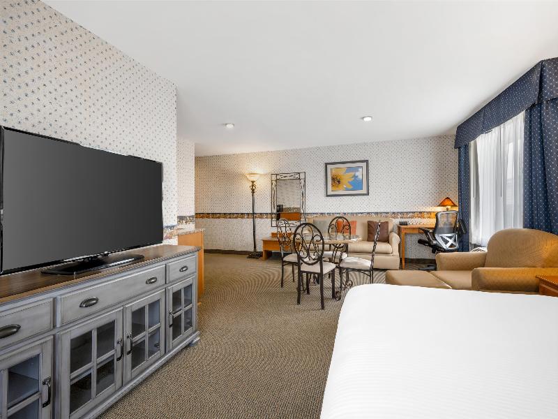 Best Western Bronco Inn image