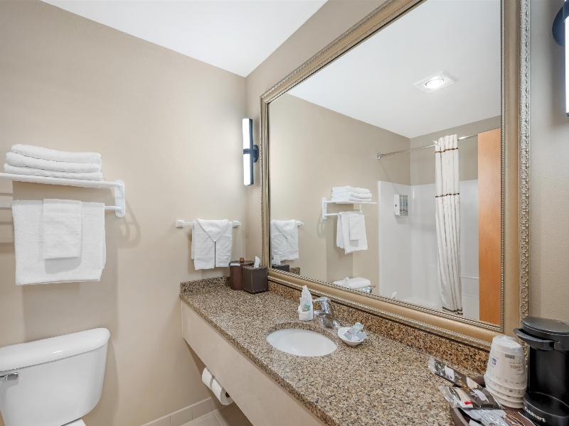 Best Western Bronco Inn image