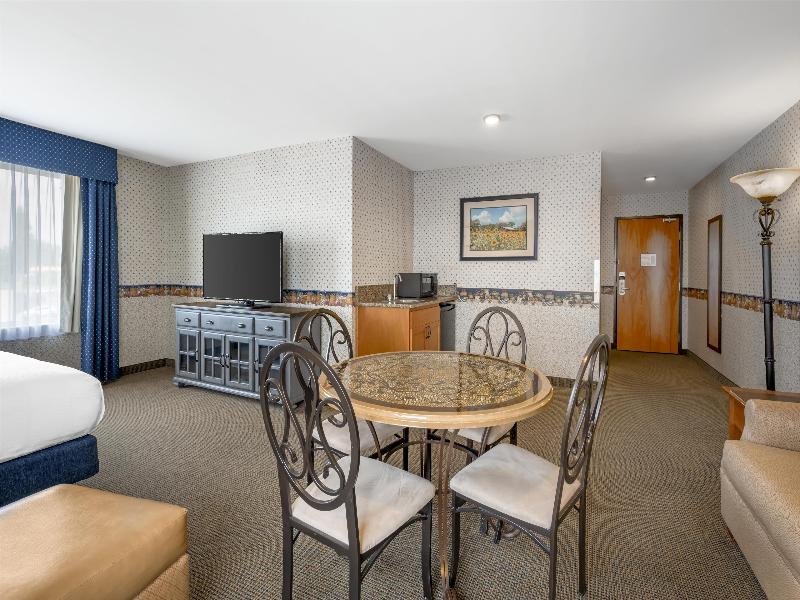Best Western Bronco Inn image