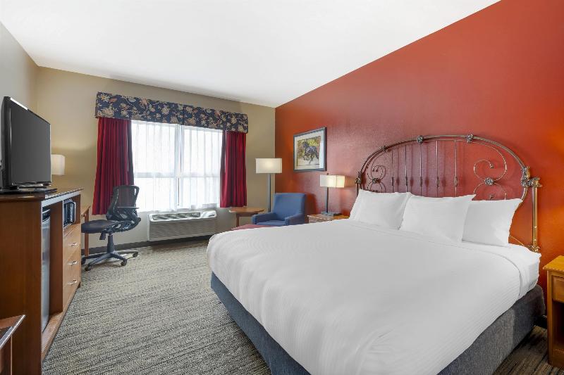 Best Western Bronco Inn image
