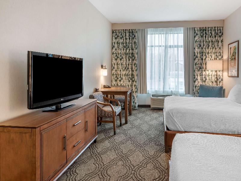 Best Western Premier Pasco Inn & Suites image