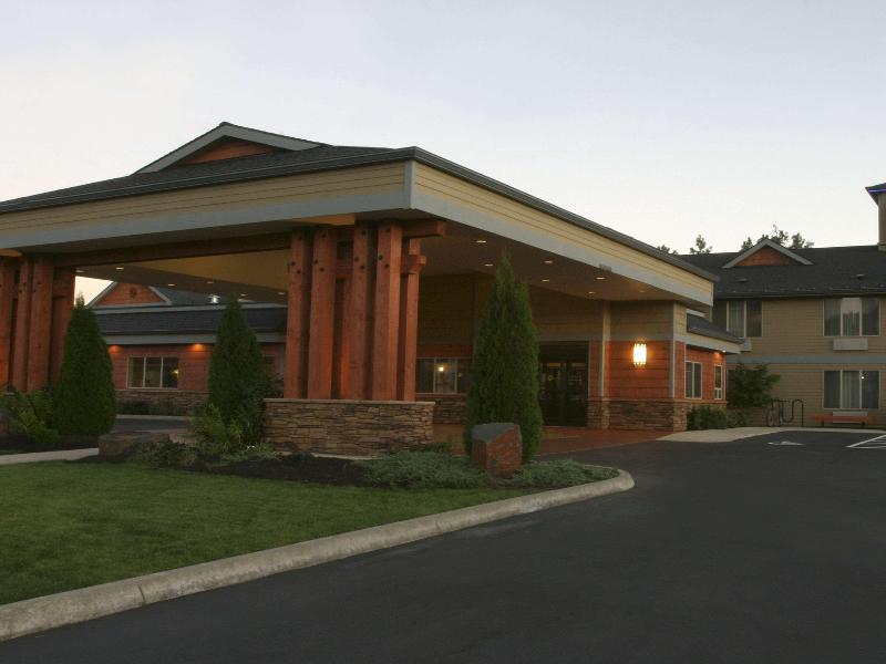 Best Western Snowcap Lodge image