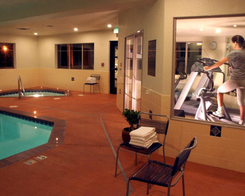 Best Western Snowcap Lodge image