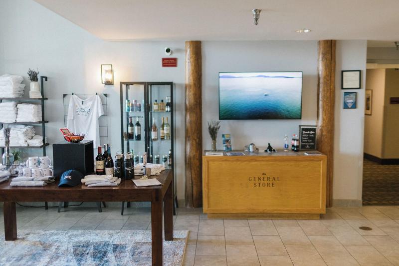 Friday Harbor Suites image