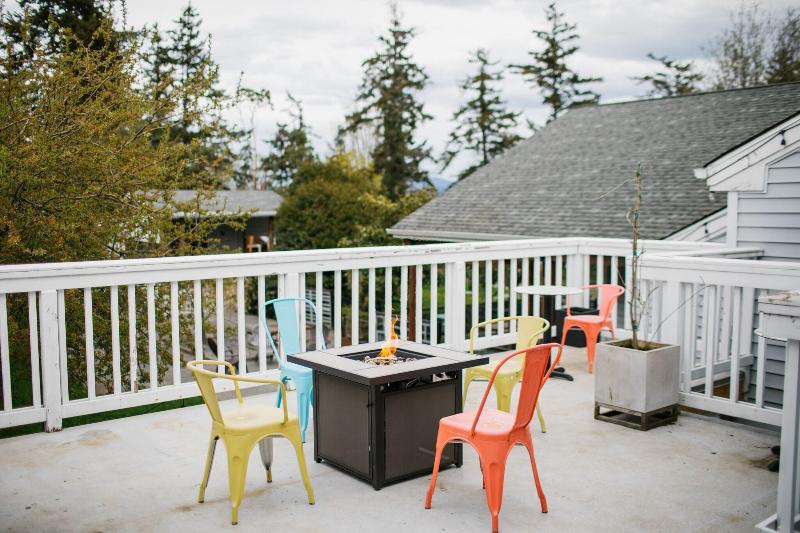 Friday Harbor Suites image