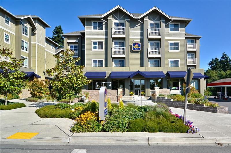 Bainbridge Island Suites image