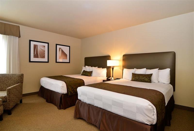 Bainbridge Island Suites image