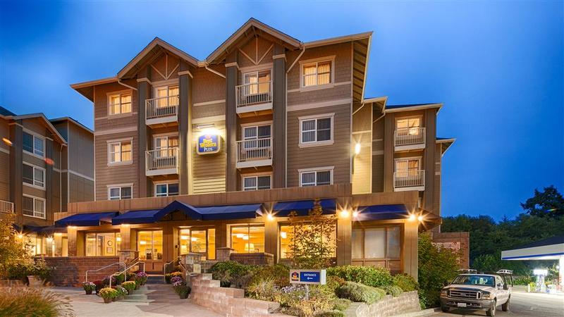 Bainbridge Island Suites image