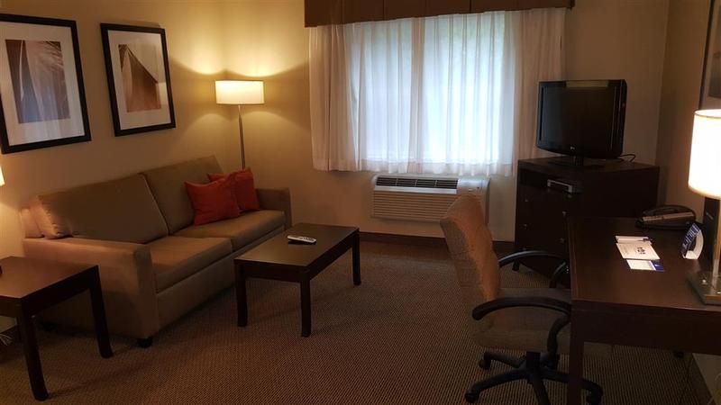 Bainbridge Island Suites image